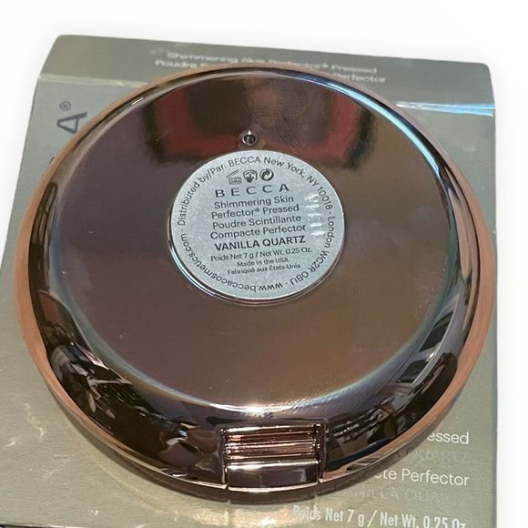 2 for $60 - BECCA - Shimmering Skin Perfector - Highlighter - Vanilla Quartz - Picture 4 of 4